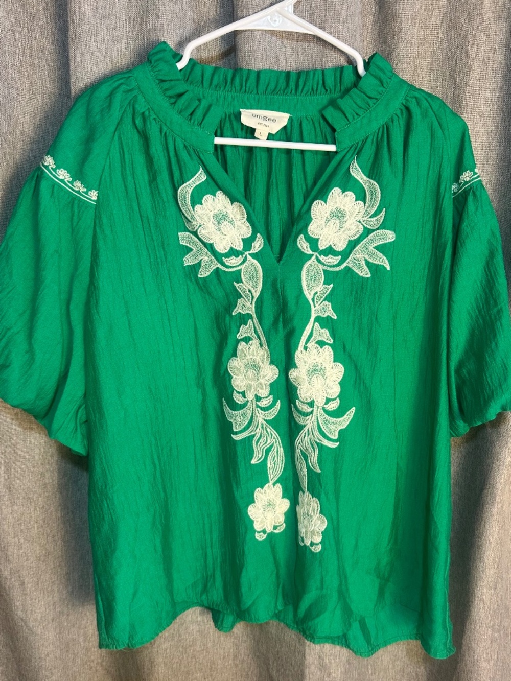 Umgee Kelly Green White Floral Embroidered Boho Peasant Blouse Size L